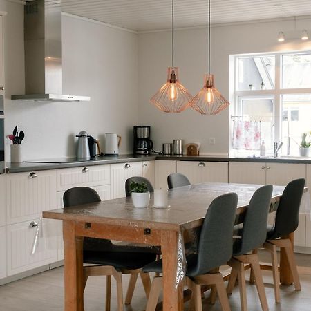 Spacious City Center Home By The Sea Klaksvík Exterior foto